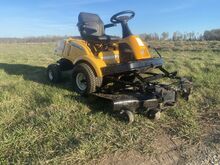 Садовый трактор Cubcadet Fmz50