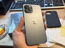 IPhone 12 Pro Max ja aksessuaarid