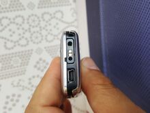 Nokia E51, зарядное устройство, USB-кабель, карта памяти 2 ГБ