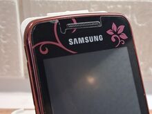 Punane Samsung LaFleur nutitelefon