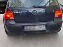 VW Golf 1.6 74 кВт