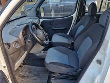 FIAT DOBLO N1 kaubik 1.4i manuaal 2006a
