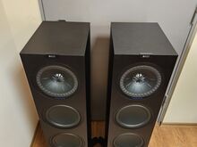 Напольная акустическая система KEF Q950
