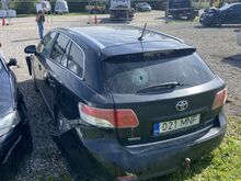 Avariiline Toyota Avensis T27 1.8b manuaal 2010a.