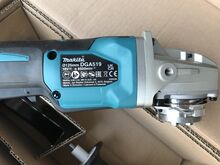 Makita DGA 519Z X-LOCK