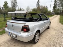 Volkswagen Golf Cabrio