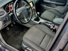 Ford Focus GHIA 1.6 85kW