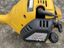 Trimmer