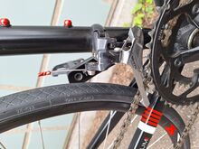 Kvaliteetne linnaratas Felt V95F (raam 56/28)