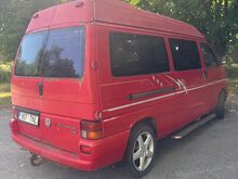 Volkswagen Transporter Kombi 2,5TDI 75кВт