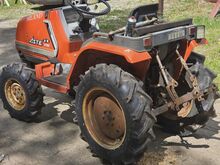 Kubota väiketraktor
