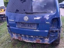 VW TOURAN 1,6 FSI