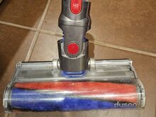 Различные насадки Dyson V8