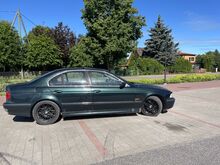 Bmw523i