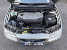 Volvo S60 2.4D5 93kw LS: 258066km! ÄSJA BELGIAST!