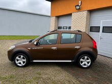 Dacia Sandero Stepway 1,6 BENSIIN 62kw