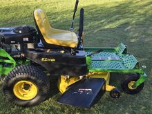 Murutraktor John Deere Z235
