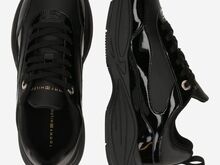 Tommy Hilfiger naiste tossud
