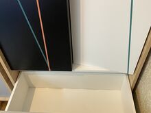 Kvaliteetne noortetoa mööblikomplekt - laud, kaks