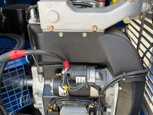 Portable industrial vacuum system