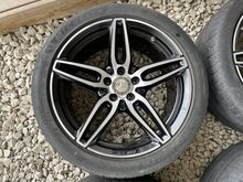 Оригинальные 19-дюймовые диски Mercedes-Benz AMG + летние шины