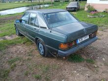 Mercedes-Benz w201 190 2.0