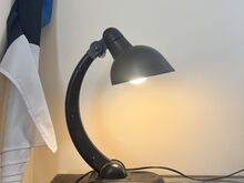 Bakeliidist laualamp ja teised retro valgustid
