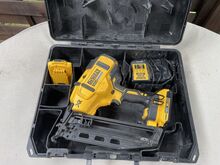 Гвоздезабивной пистолет DeWalt
