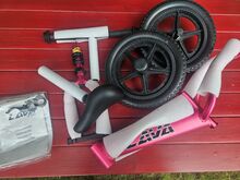 Uus Lava Sport laste jooksuratas