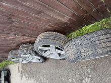 22” KMC veljed koos Roadx rehvidega