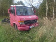 MERCEDES-BENZ 812D