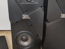 JBL Studio 130 riiulikõlarid