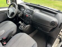 Peugeot Bipper 1,4 54kw, 5 KOHTA, LS 102999