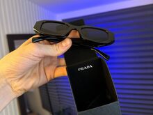 PRADA päikeseprillid