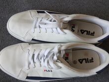 Valged Fila jalatsid nr 44