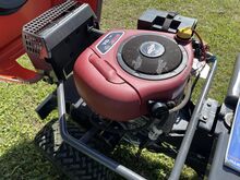 Murutraktor-raider Husqvarna