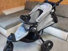 Универсальная коляска Baby Jogger City Elite.