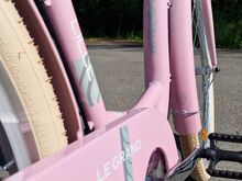 Uueväärne Legrand Lille 2D 28"