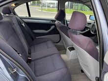BMW E46 320i R6