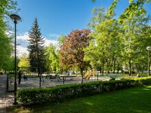 4-КОМНАТНАЯ КВАРТИРА НАПРОТИВ ХИЛТОНА, ОТ СОБСТВЕННИКА
