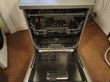Нержавеющая посудомоечная машина Whirlpool