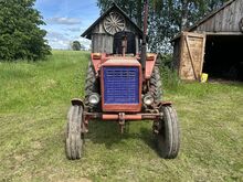 Traktor T25