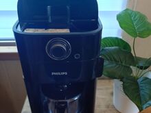 Müüa kohvimasin PHILIPS kohviveskiga