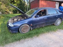O: toyota,nissan,mitsu,mb