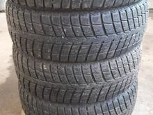 215/60 R17 ламельные шины 4 шт.