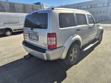 Додж Нитро SXT