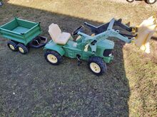 Pedaalidega traktor