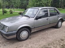 Opel ascona