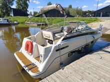 Kaater Bayliner 2355 Sunbridge