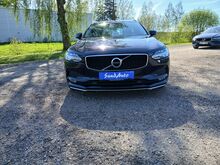 Volvo V90 Momentum 2.0 D 140кВт